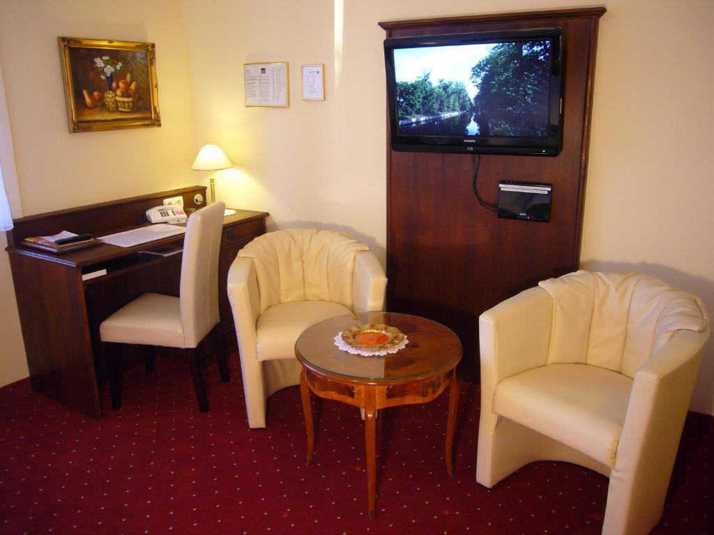 Klassik Hotel Am Tor Weiden in der Oberpfalz Habitación foto